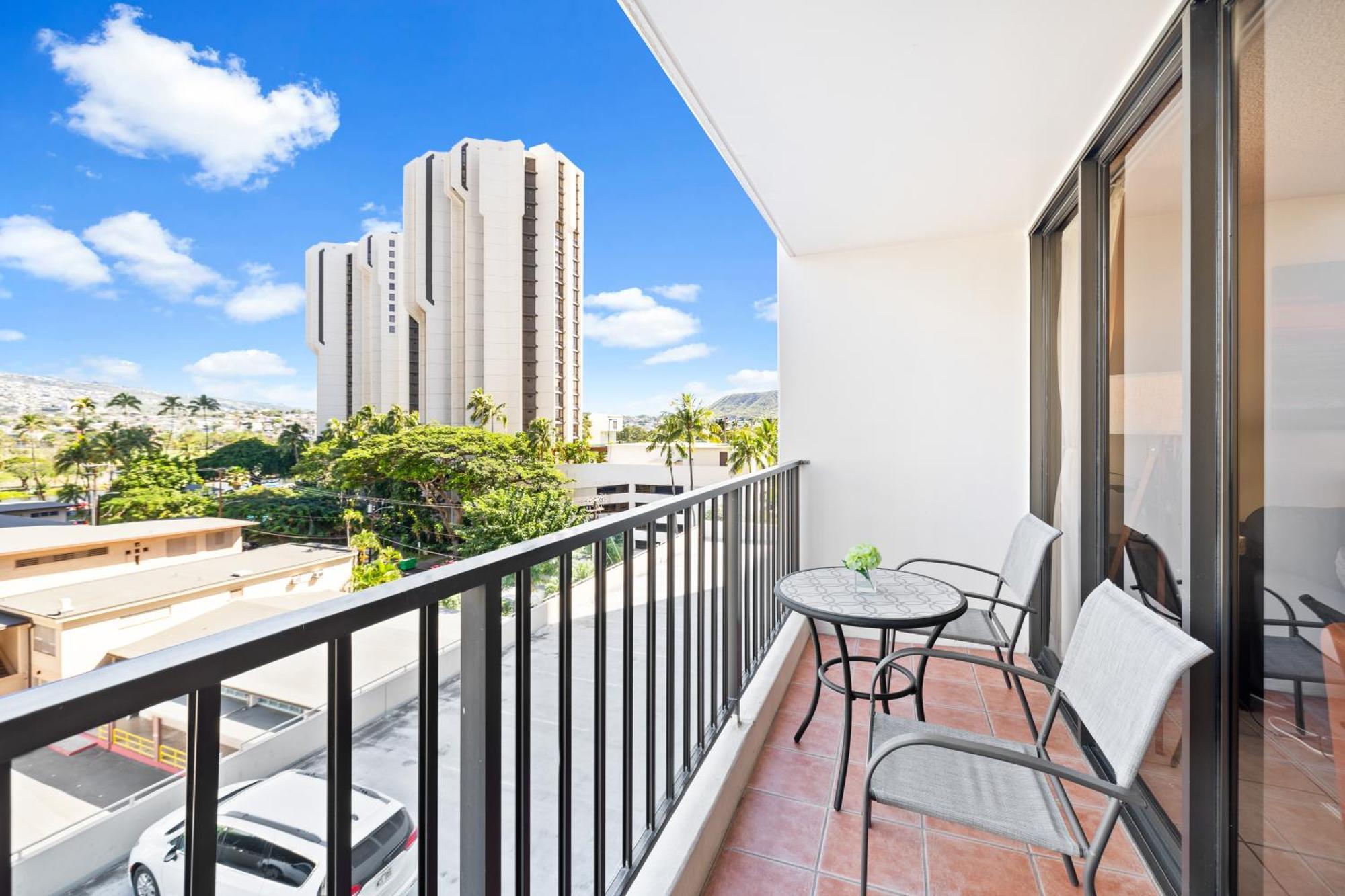 Cozy Waikiki Getaway, Stroll To Beach With Free Parking Honolulu Kültér fotó