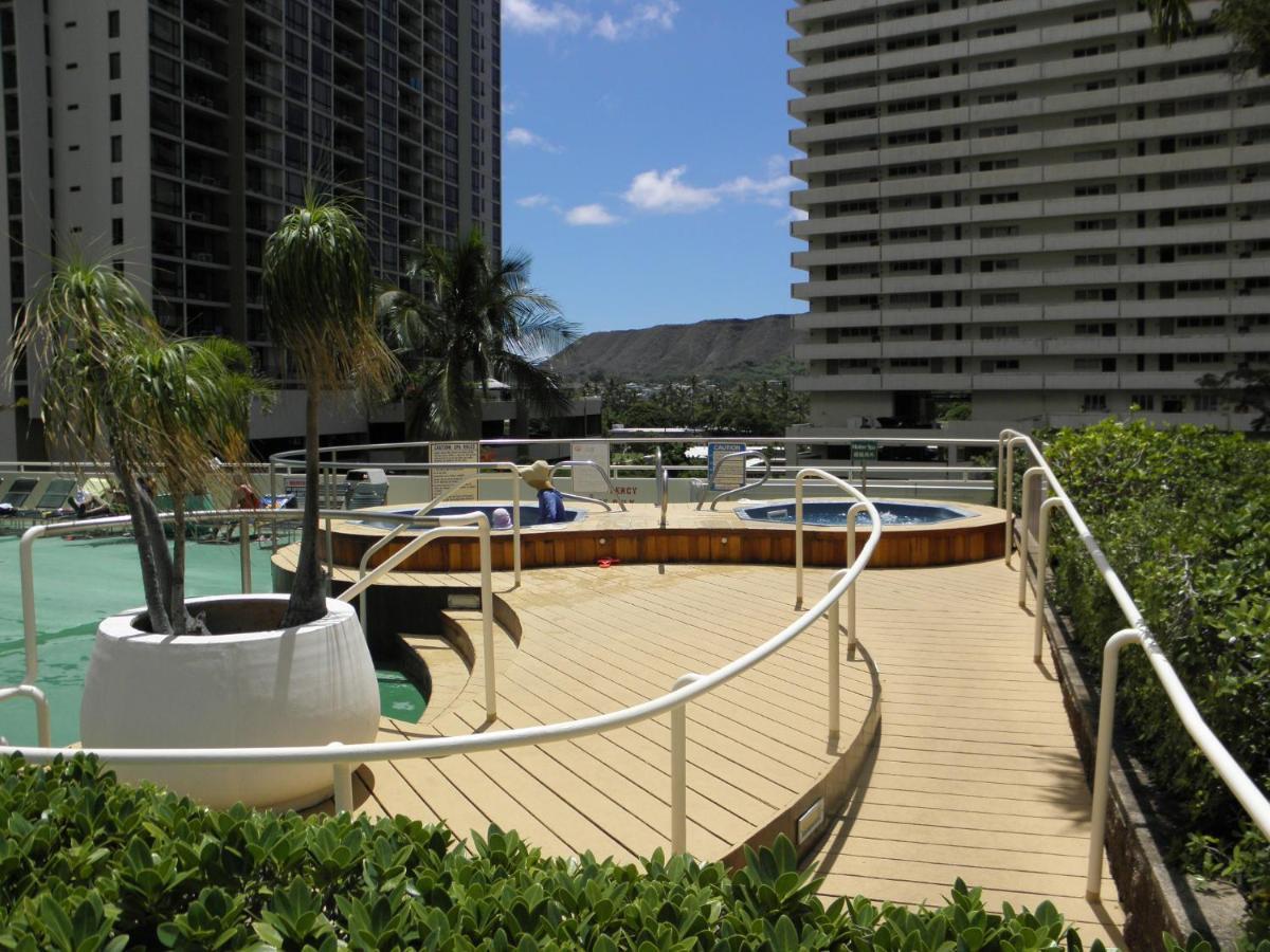 Cozy Waikiki Getaway, Stroll To Beach With Free Parking Honolulu Kültér fotó
