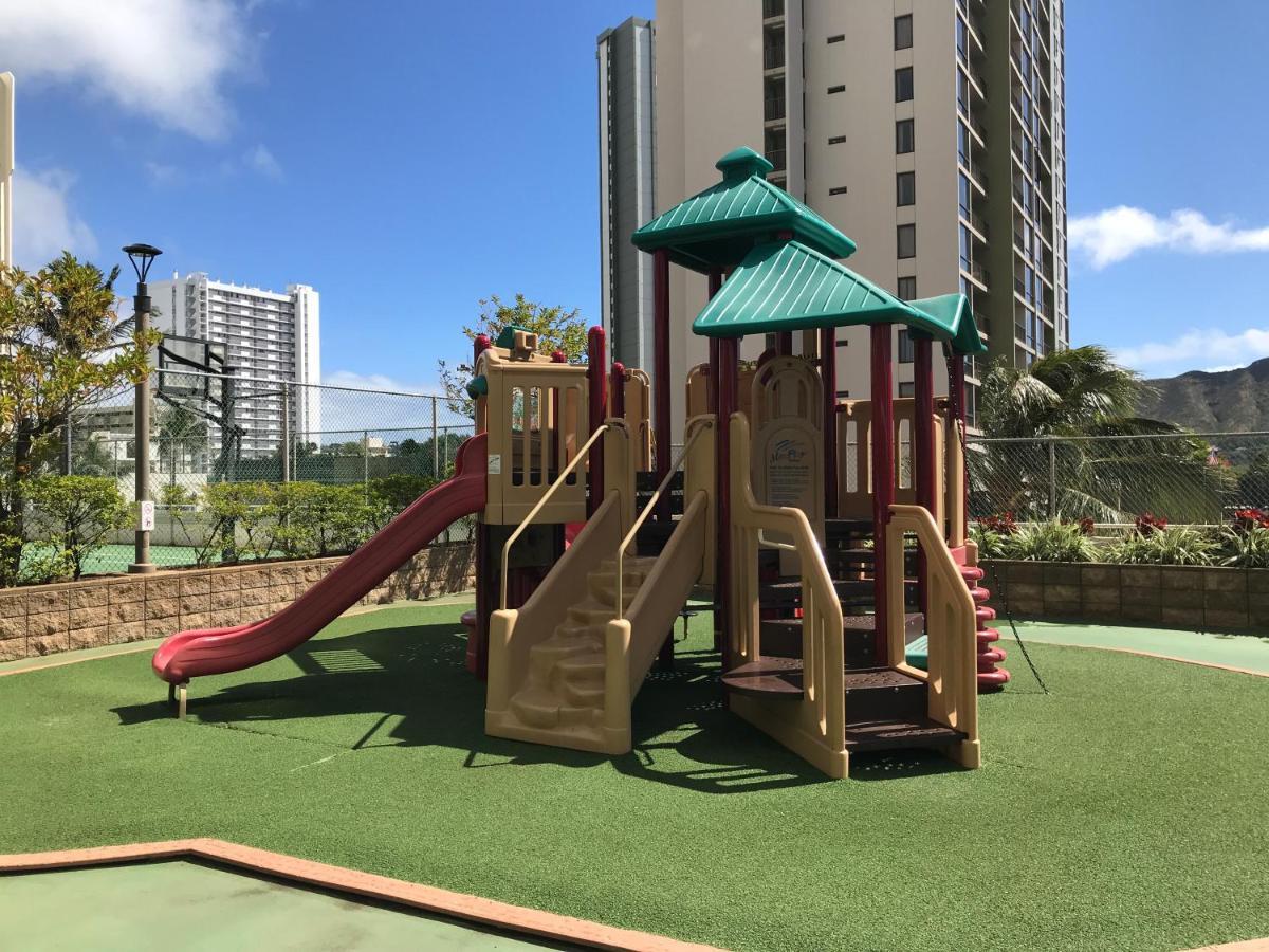 Cozy Waikiki Getaway, Stroll To Beach With Free Parking Honolulu Kültér fotó